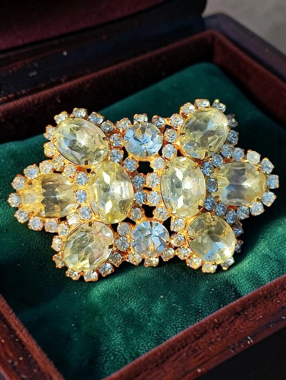 Huge Vintage Yellow Vaseline Glass Belt Buckle - Picture 1 of 7